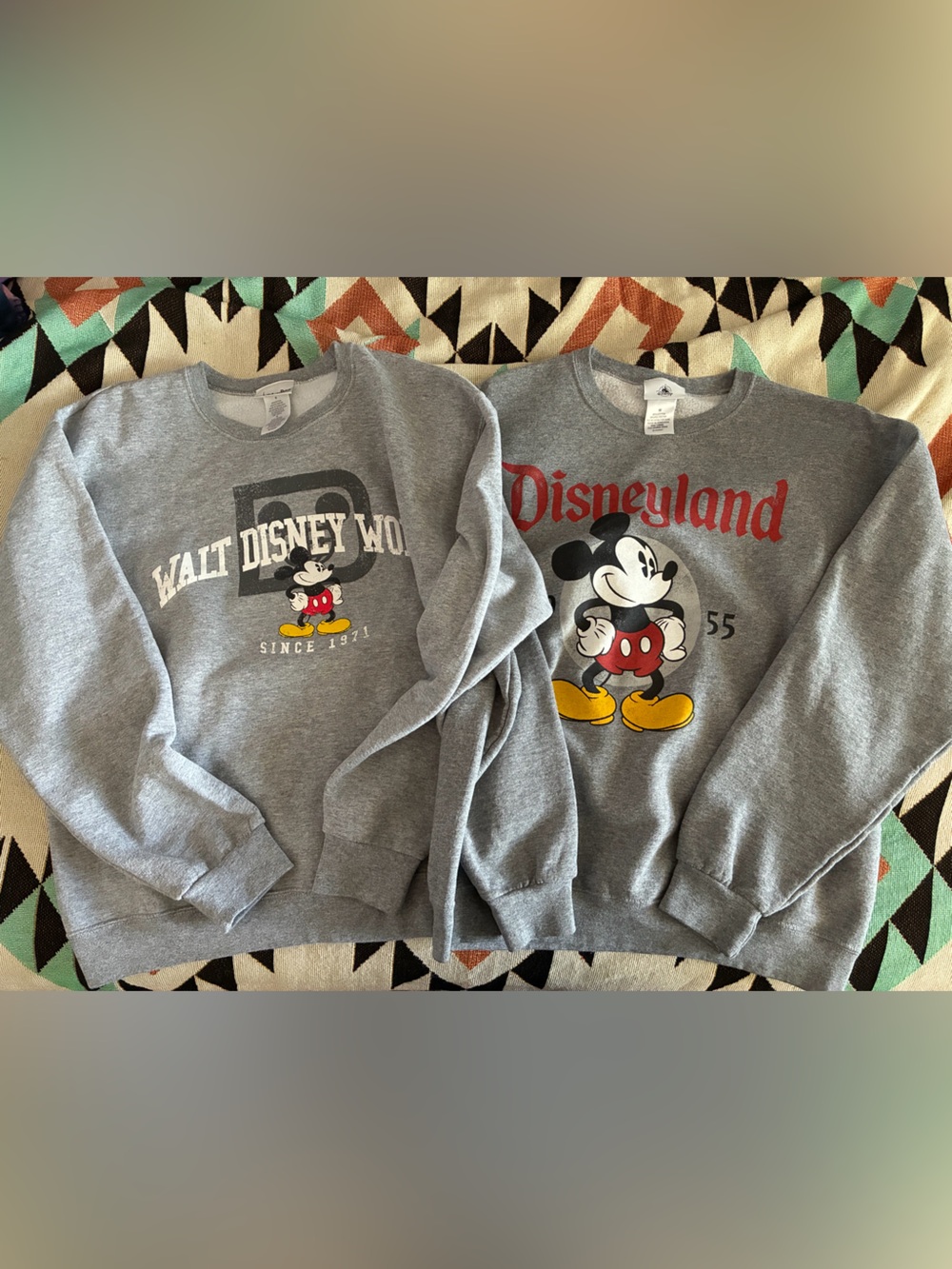 Disneyland DisneyWorld Mickey Mouse Crewneck Bundle, medium sweater Disney Parks